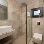 Kozakos With Private Swimming Pools *