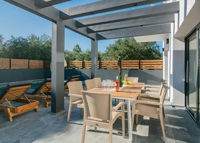 Kozakos With Private Swimming Pools Kalpaki (Zakynthos)