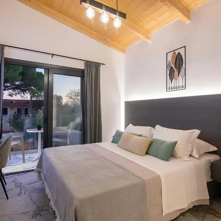 וילה Kozakos With Private Swimming Pools