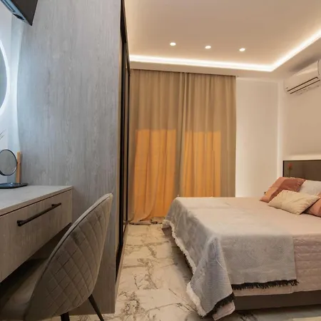 Kozakos With Private Swimming Pools Villa
